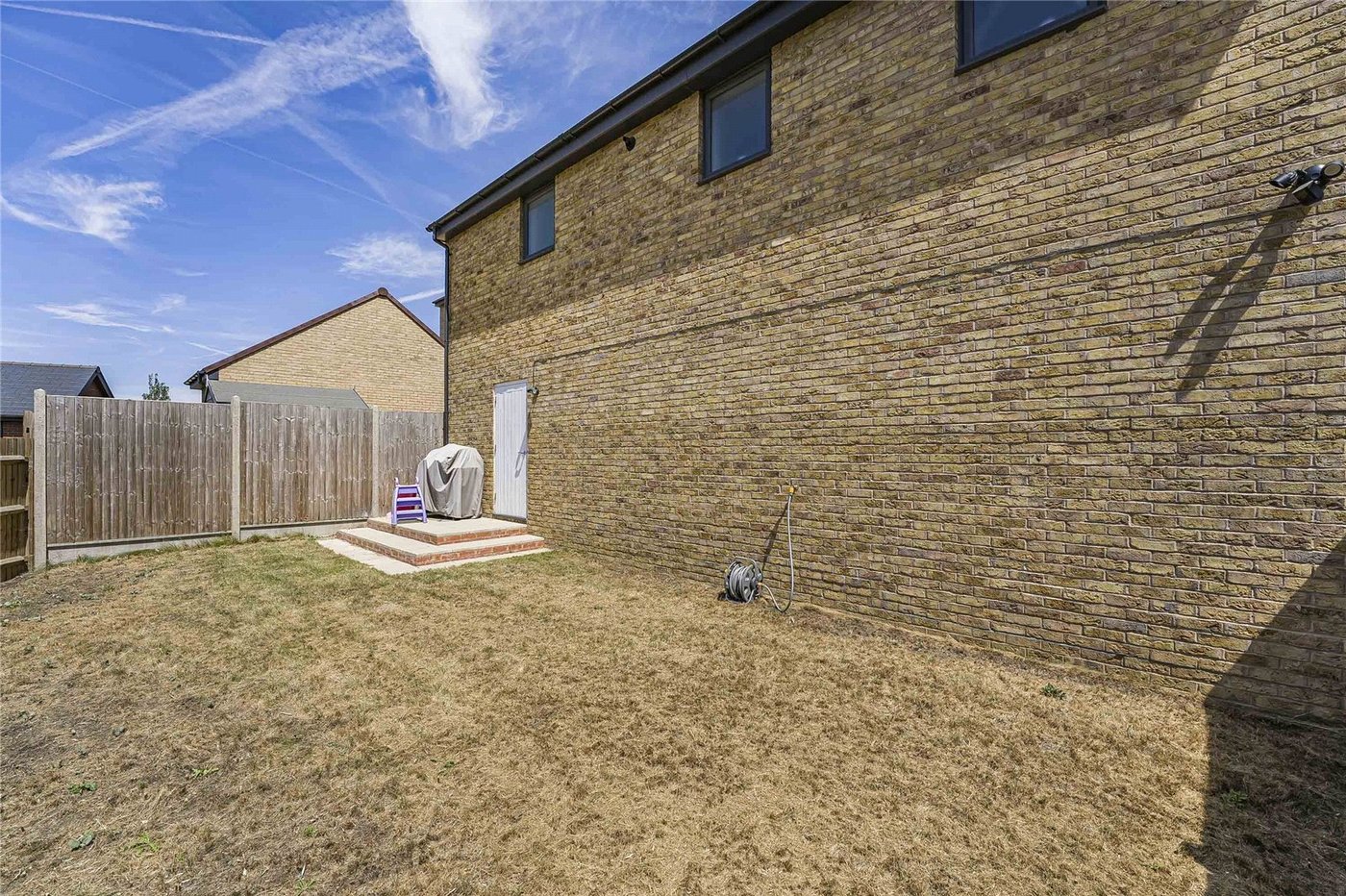 2 bedroom property for sale in Ebbsfleet Valley | Robinson Jackson