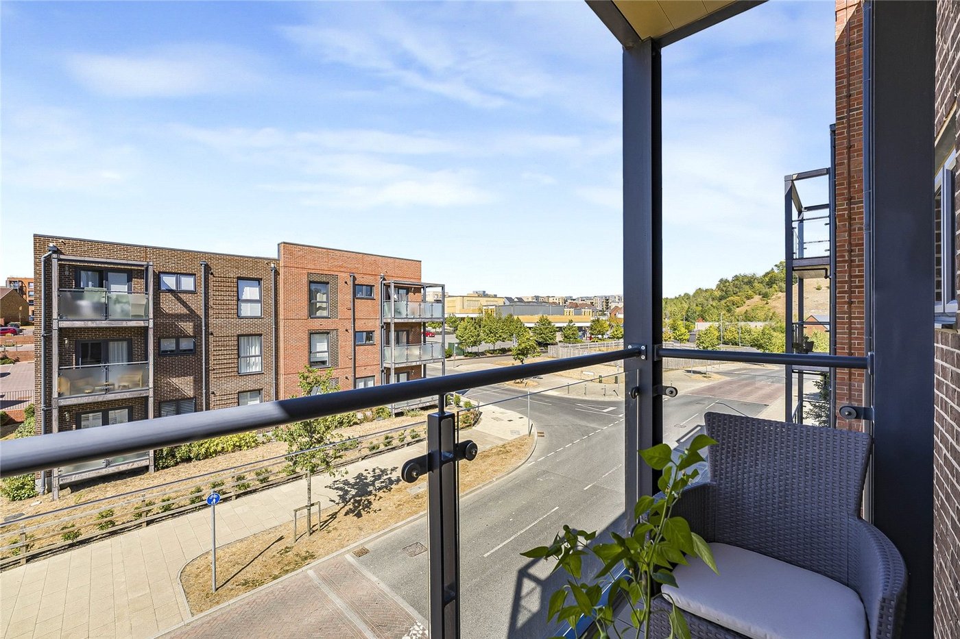 2 bedroom property for sale in Ebbsfleet Valley | Robinson Jackson
