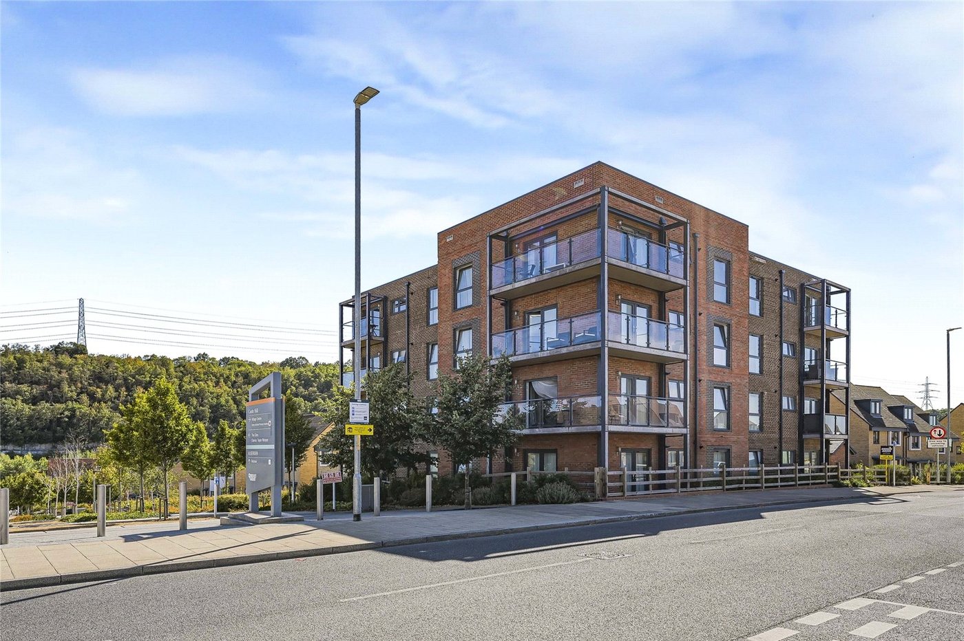 2 bedroom property for sale in Ebbsfleet Valley | Robinson Jackson