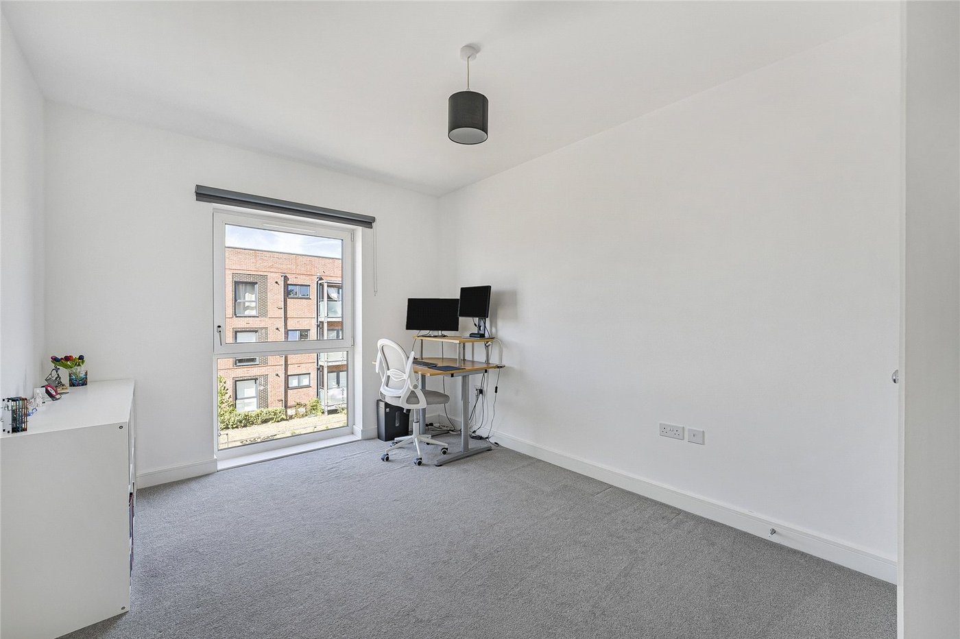 2 bedroom property for sale in Ebbsfleet Valley | Robinson Jackson