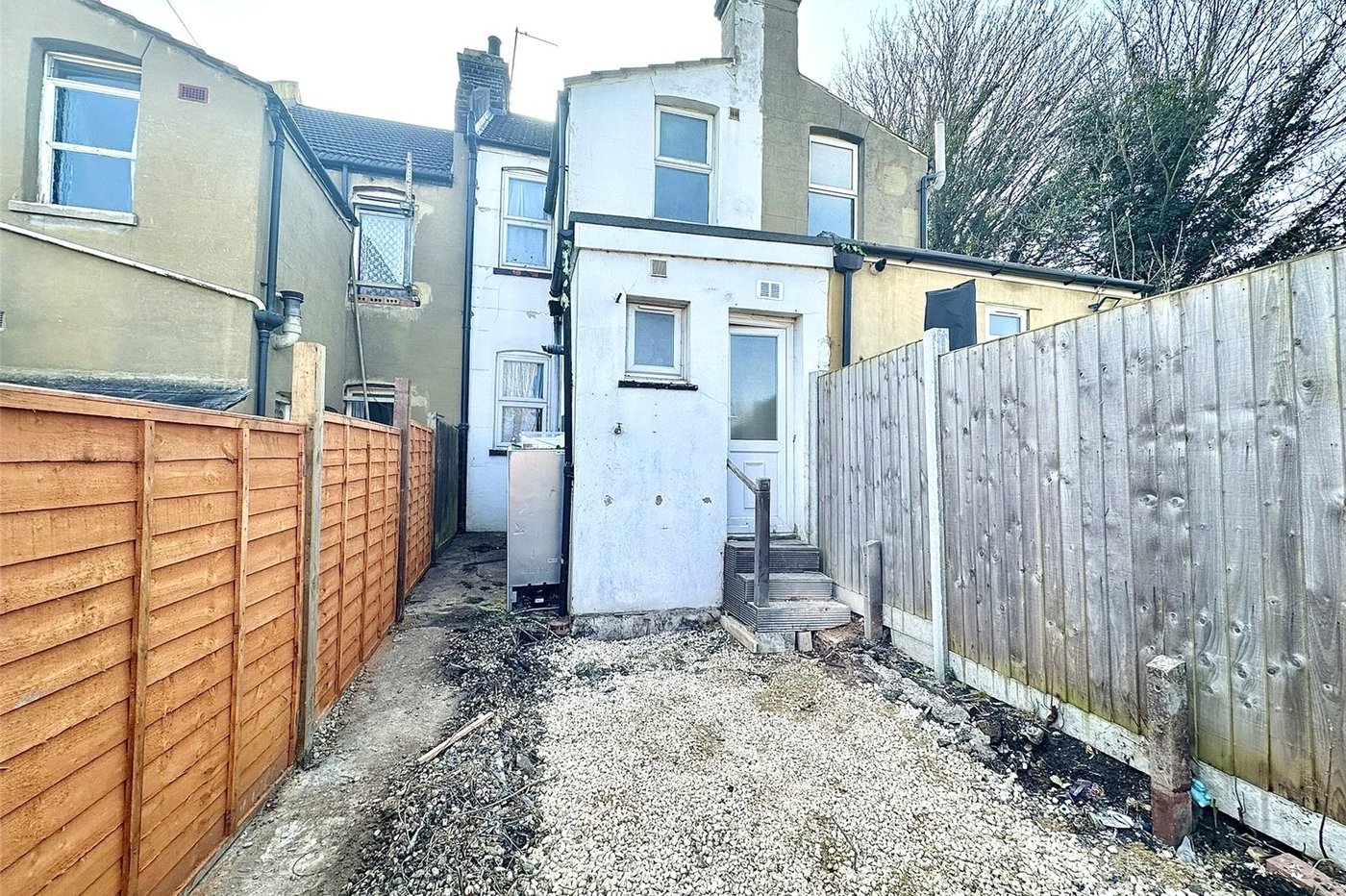 house for sale in Greenhithe, Kent, DA9 Robinson Jackson