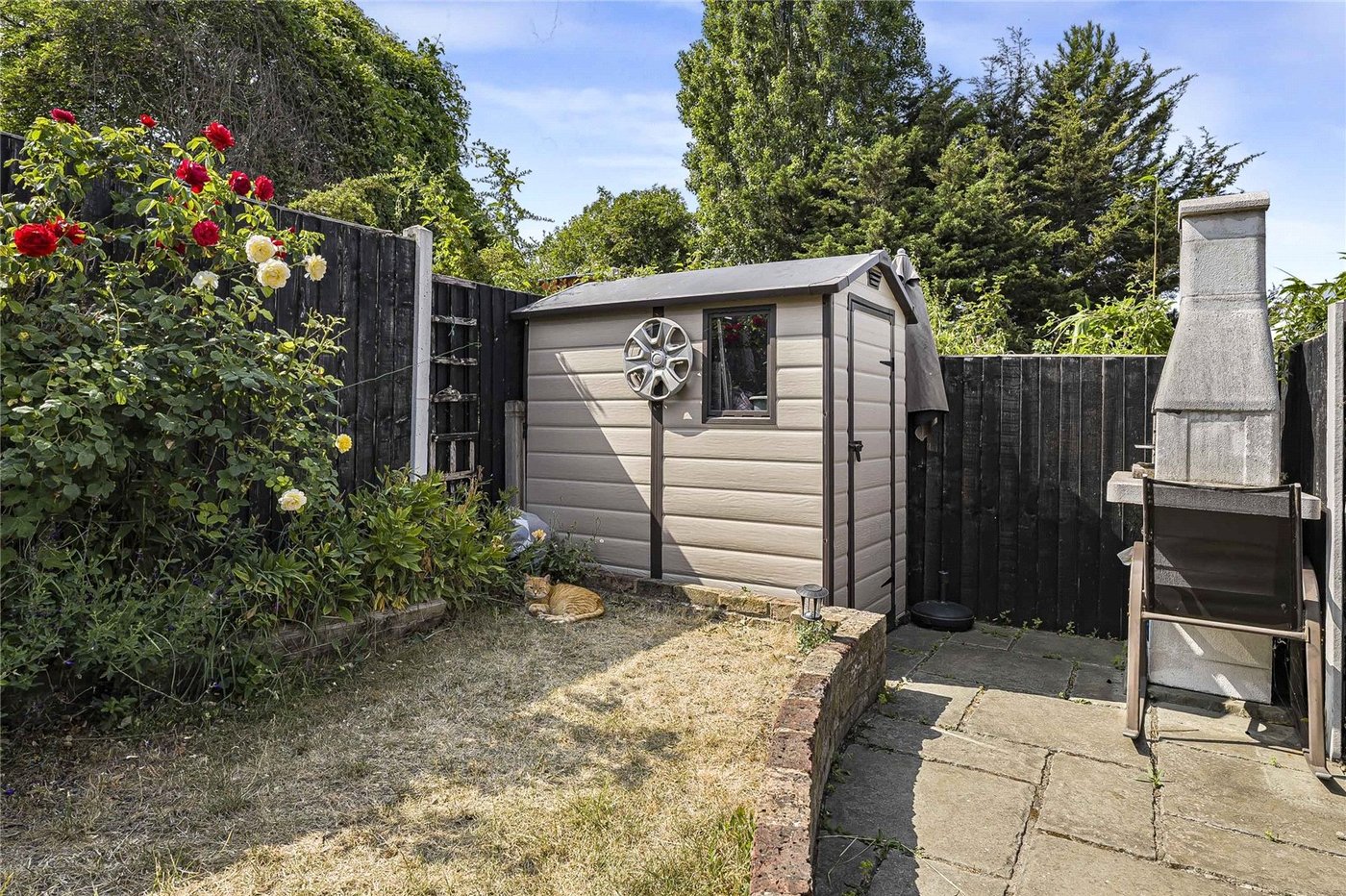 2 bedroom house for sale in Greenhithe | Robinson Jackson