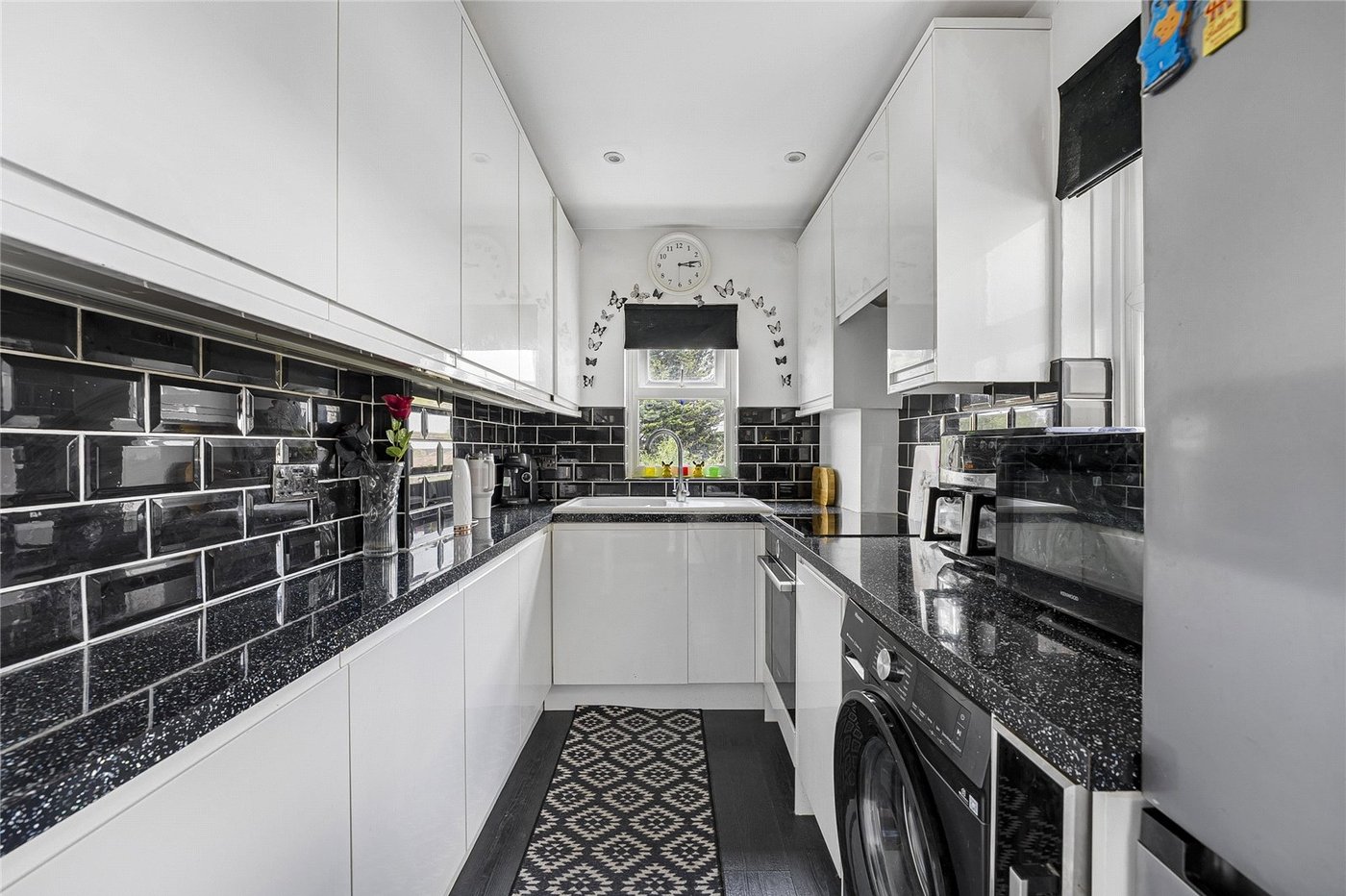 2 bedroom house for sale in Greenhithe | Robinson Jackson