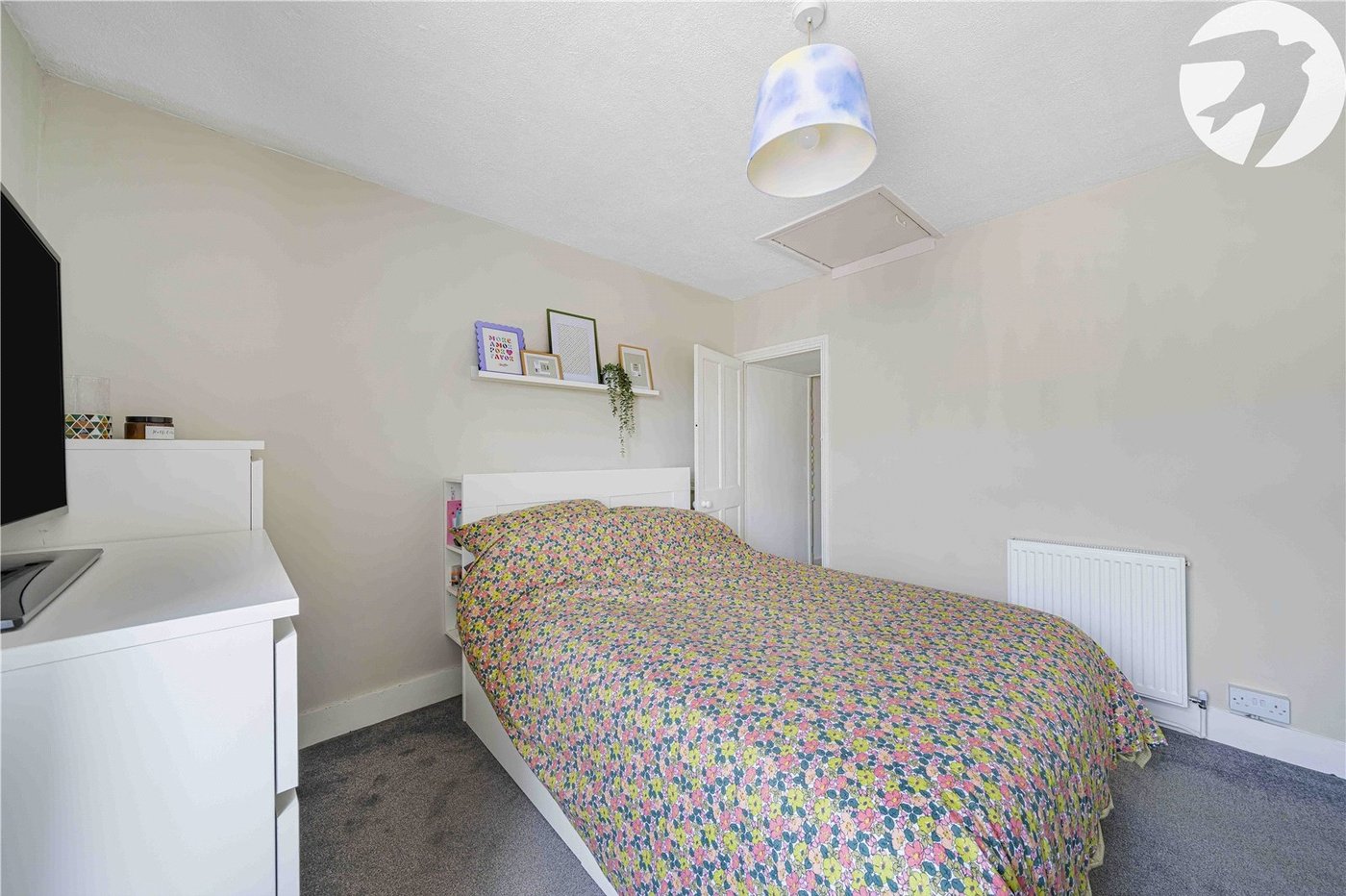 2 bedroom house for sale in Swanscombe | Robinson Jackson