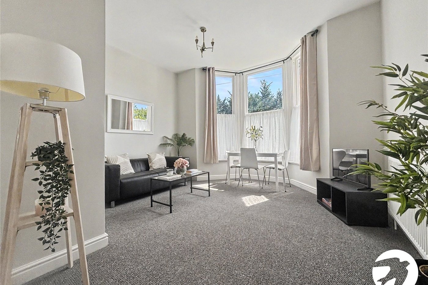 1 bedroom property for sale in Rochester | Robinson Michael & Jackson