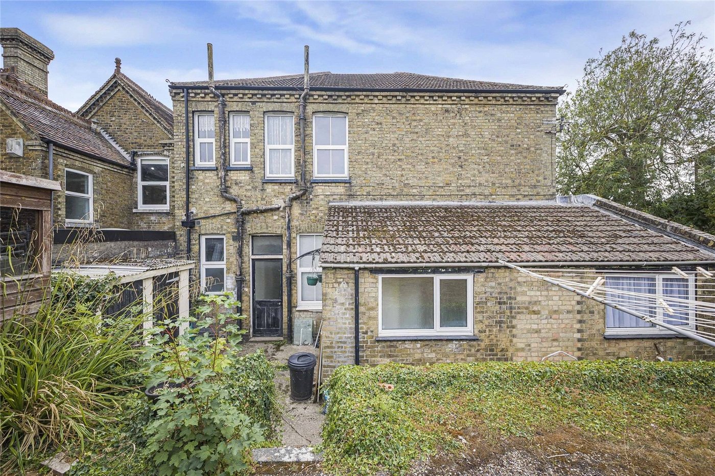 1 bedroom property for sale in Strood | Robinson Michael & Jackson