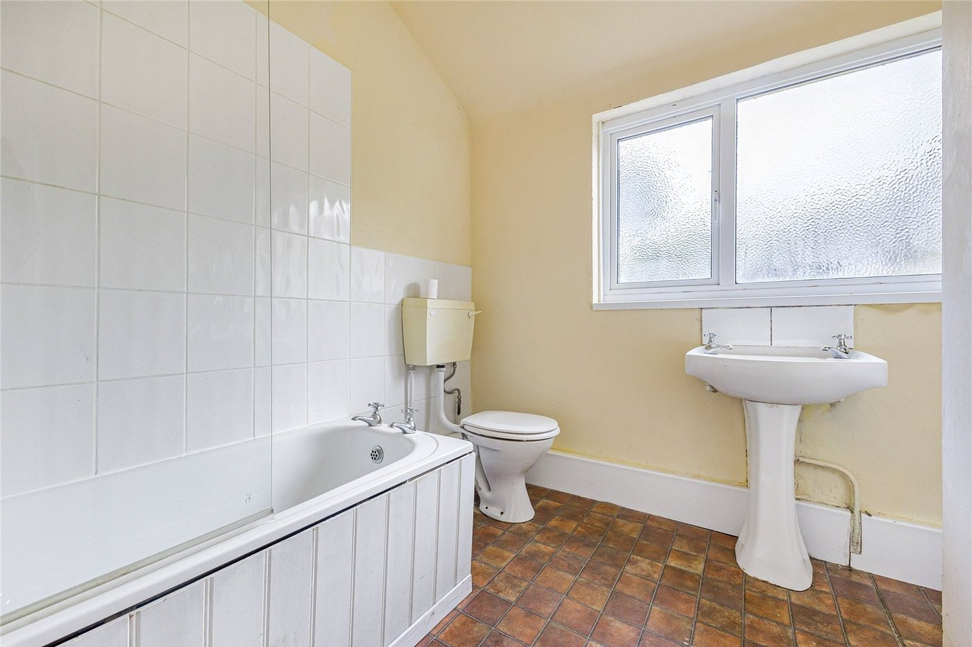 1 bedroom property for sale in Strood | Robinson Michael & Jackson
