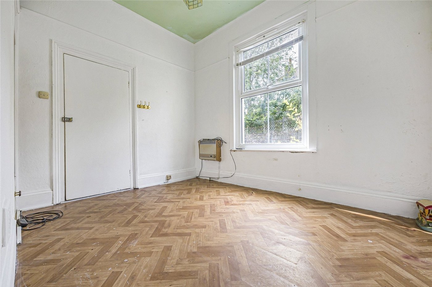 1 bedroom property for sale in Strood | Robinson Michael & Jackson
