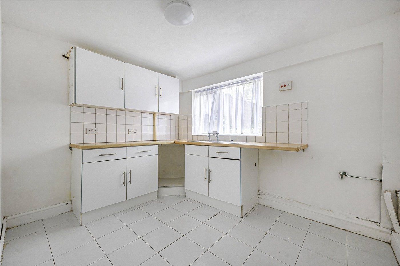 1 bedroom property for sale in Strood | Robinson Michael & Jackson
