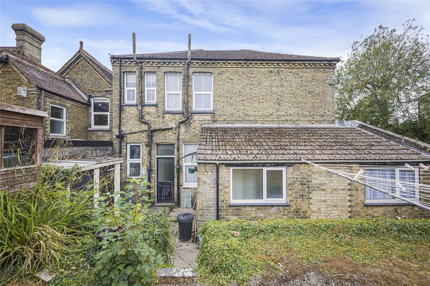 1 bedroom property for sale in Strood | Robinson Michael & Jackson