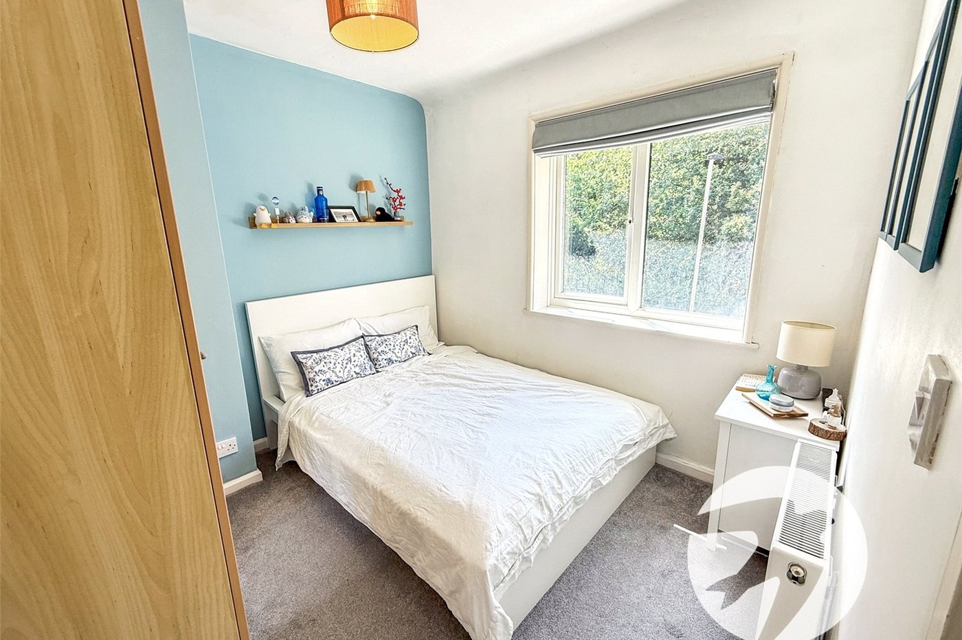 3 bedroom house for sale in London | Robinson Jackson