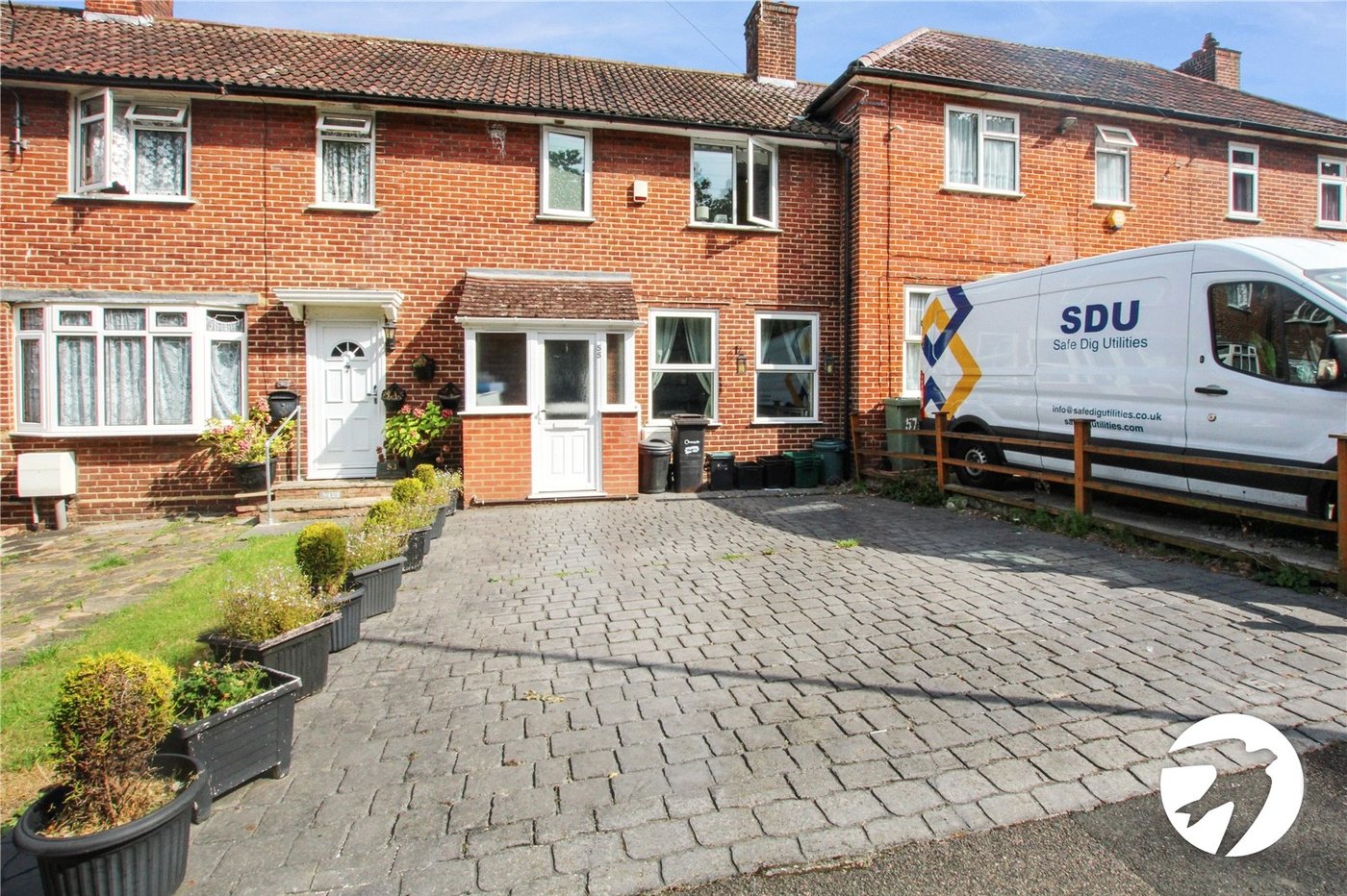 3 bedroom house for sale in London | Robinson Jackson