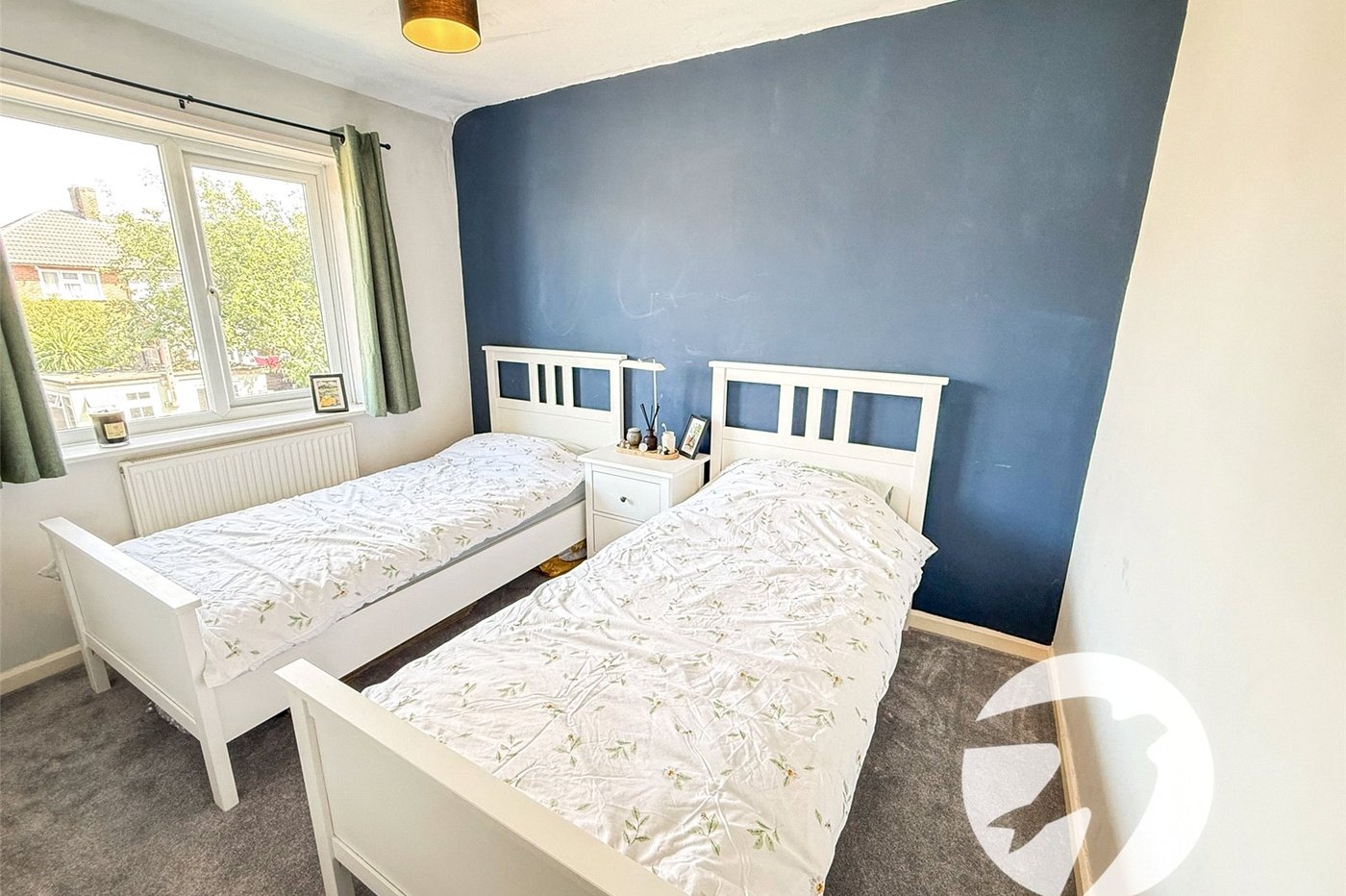3 bedroom house for sale in London | Robinson Jackson