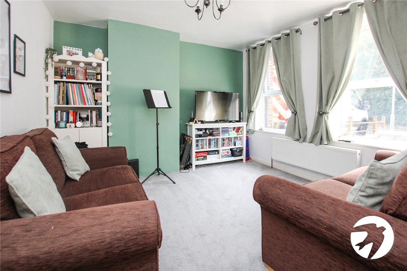 3 bedroom house for sale in London | Robinson Jackson