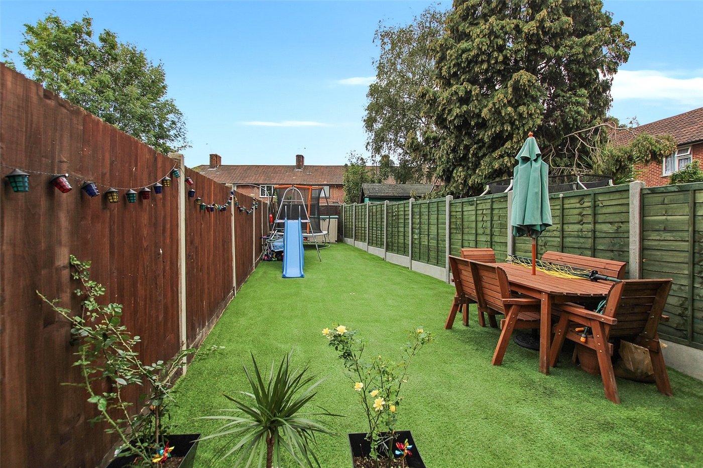 2 bedroom house for sale in Mottingham | Robinson Jackson