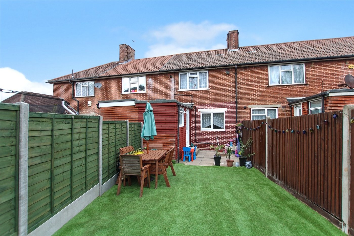 2 bedroom house for sale in Mottingham | Robinson Jackson