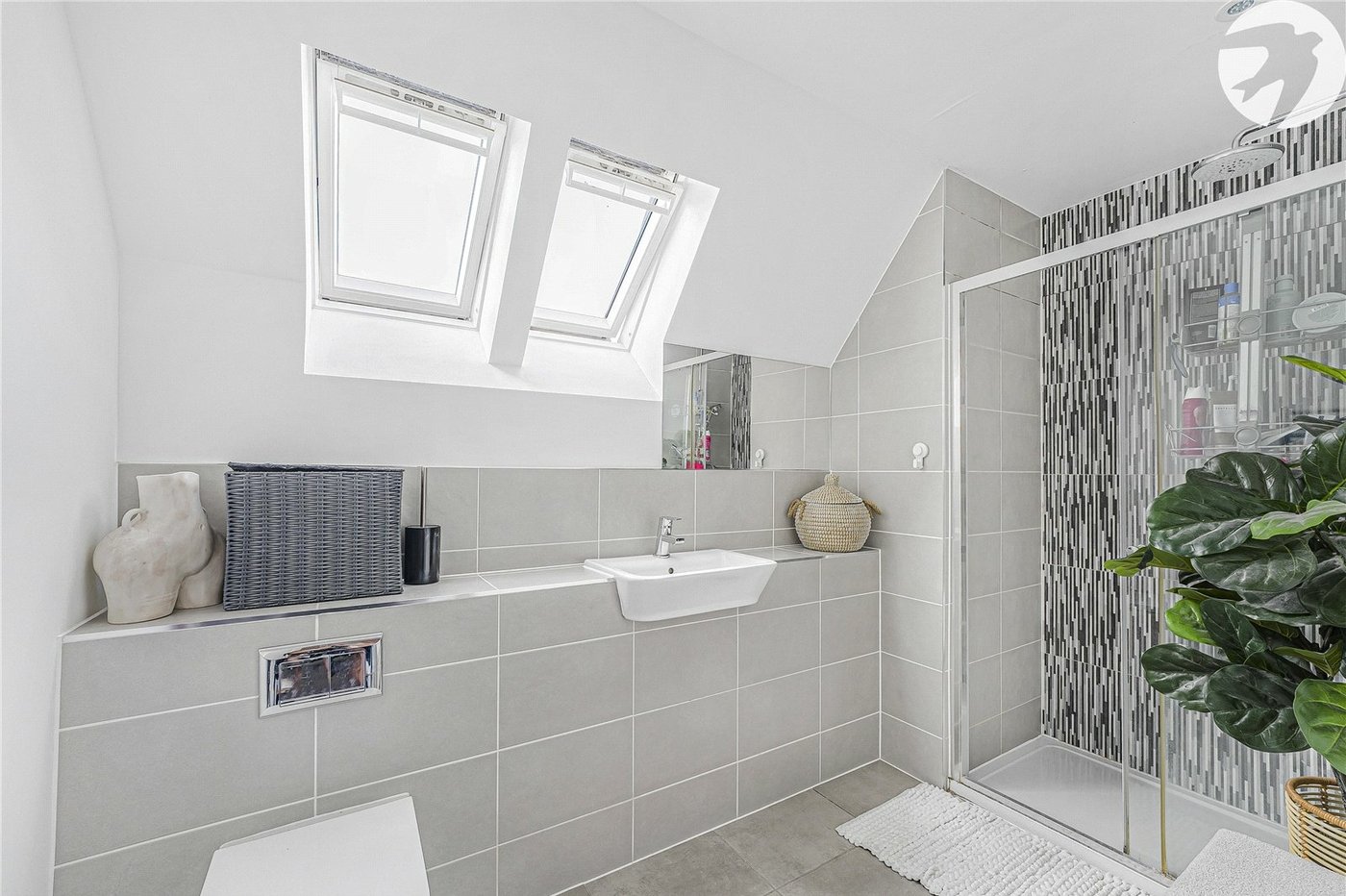 4 bedroom house for sale in Greenhithe | Robinson Jackson