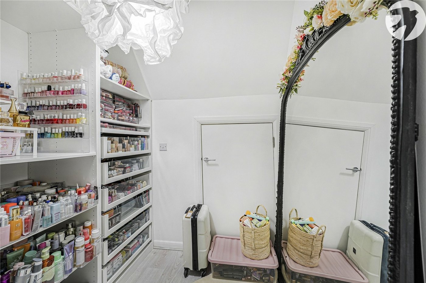 4 bedroom house for sale in Greenhithe | Robinson Jackson