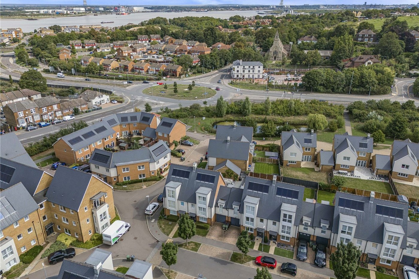 4 bedroom house for sale in Greenhithe | Robinson Jackson