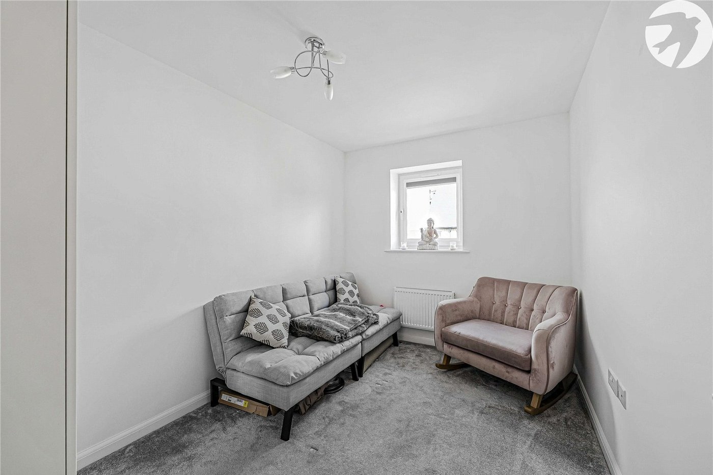 2 bedroom property for sale in Greenhithe | Robinson Jackson