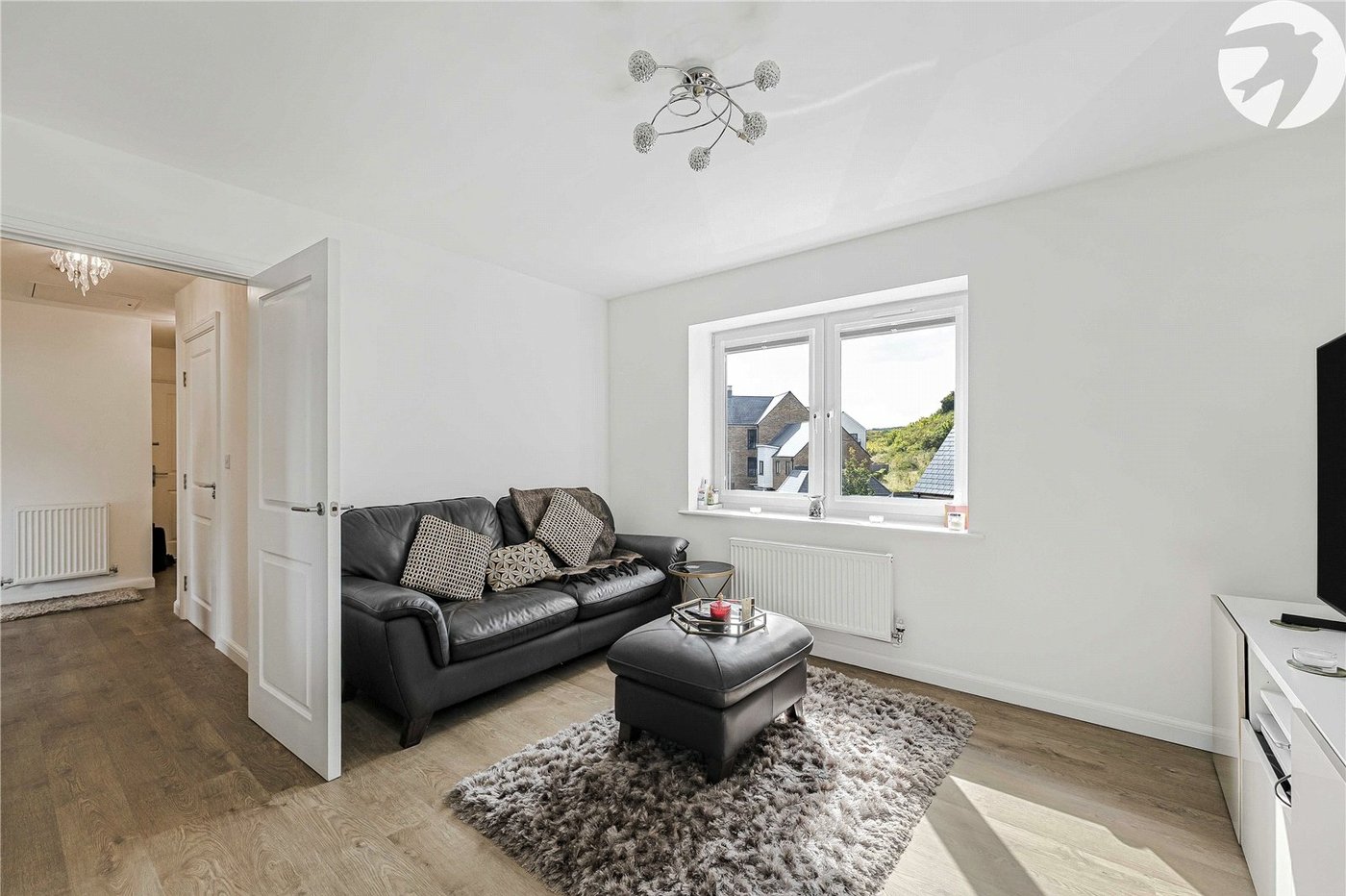 2 bedroom property for sale in Greenhithe | Robinson Jackson