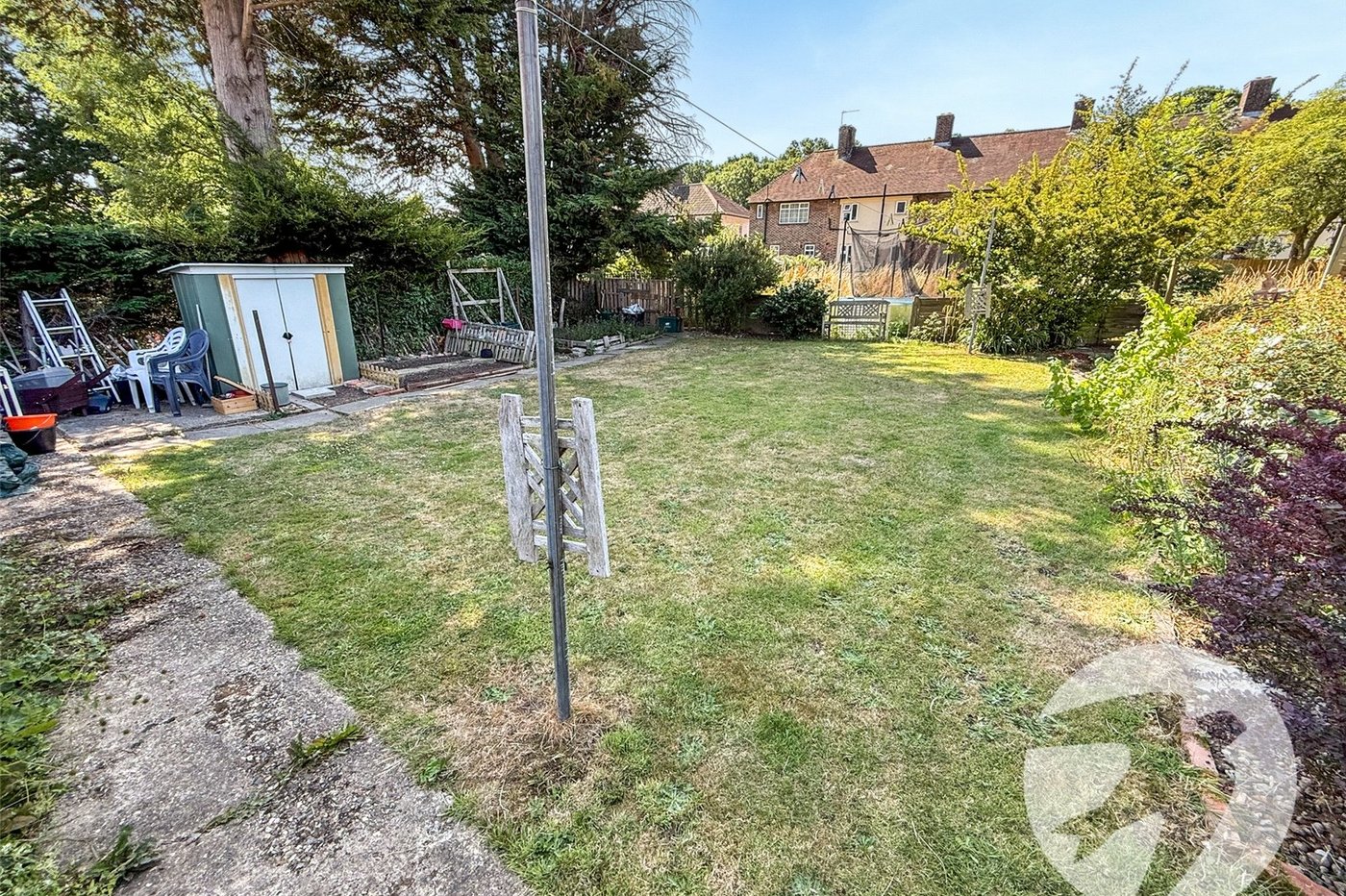 2 bedroom property for sale in London | Robinson Jackson