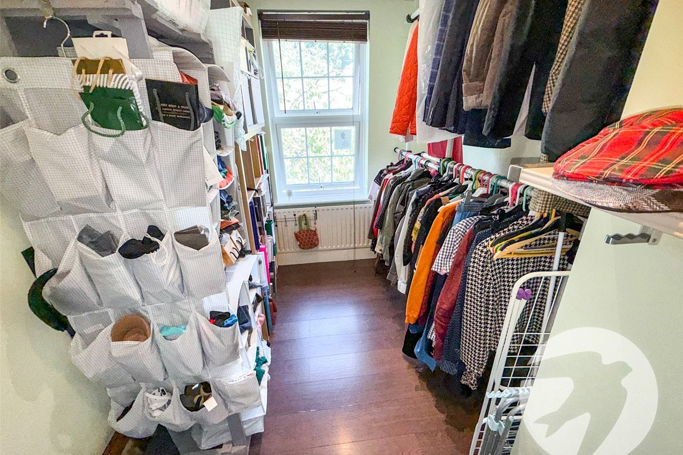 2 bedroom property for sale in London | Robinson Jackson