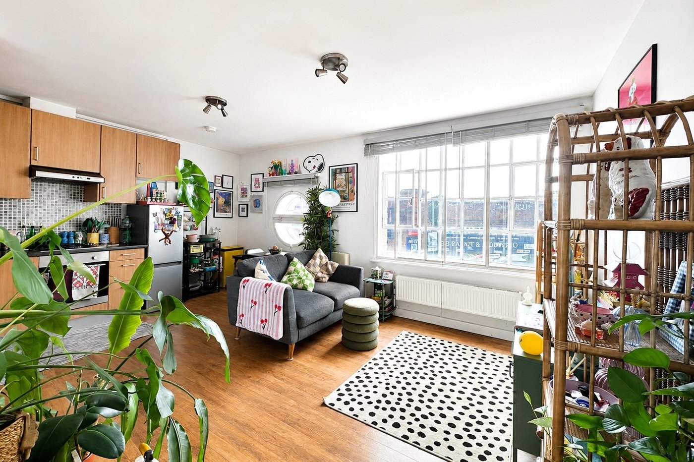 1 bedroom property for sale in London | Robinson Jackson