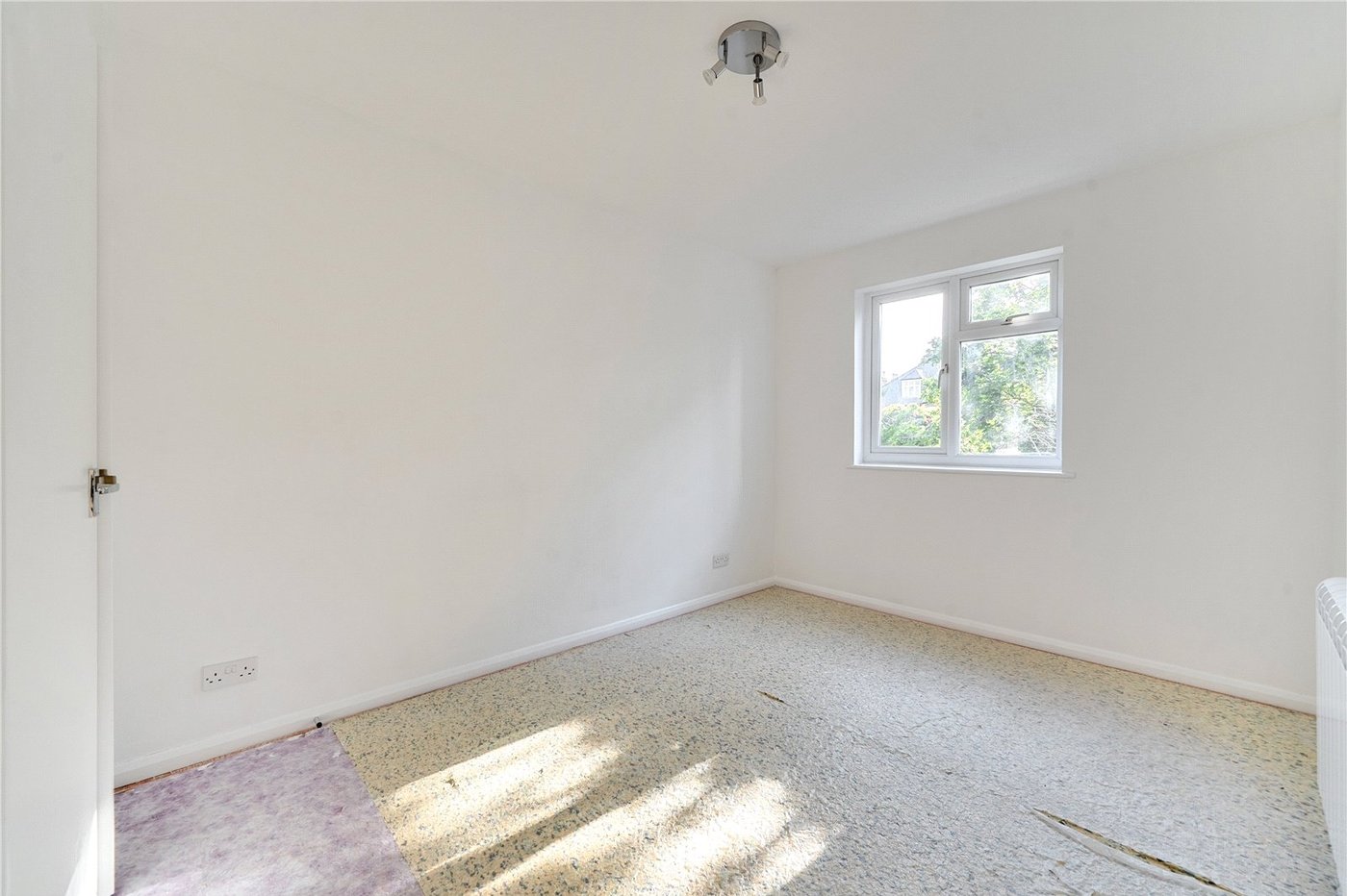 2 bedroom property for sale in Sydenham | Robinson Jackson