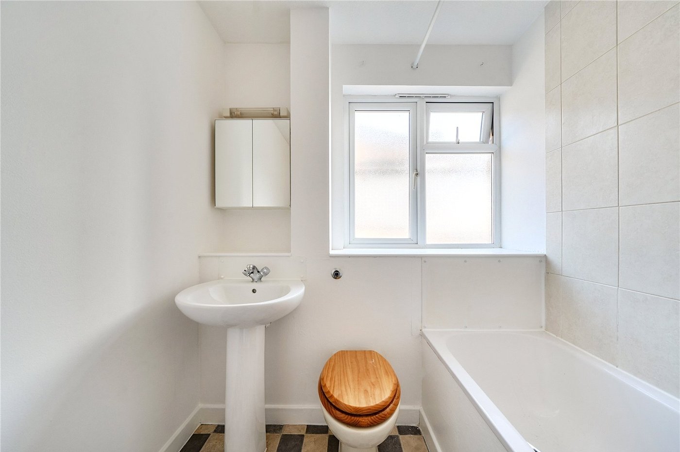2 bedroom property for sale in Sydenham | Robinson Jackson