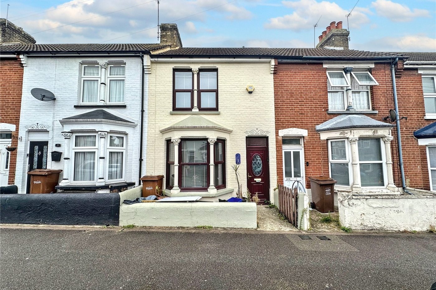 3 bedroom house for sale in Gillingham | Robinson Michael & Jackson