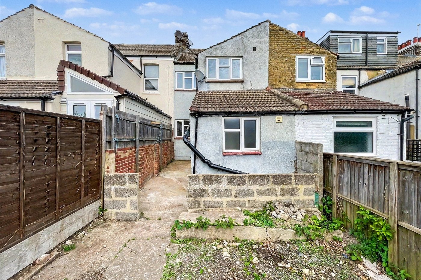 3 bedroom house for sale in Gillingham | Robinson Michael & Jackson