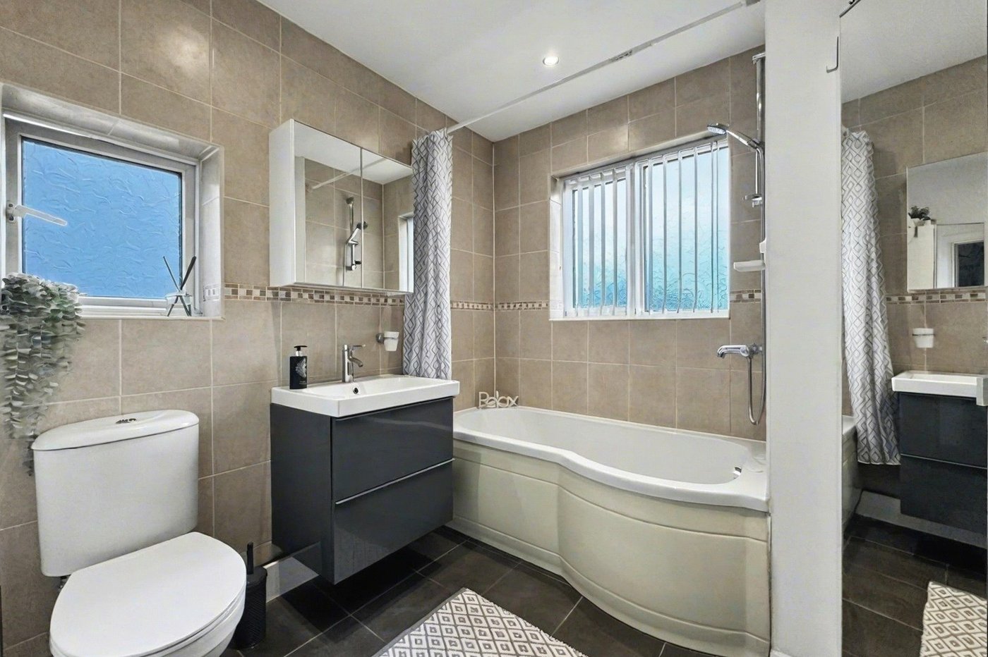 3 bedroom house for sale in South Welling | Robinson Jackson