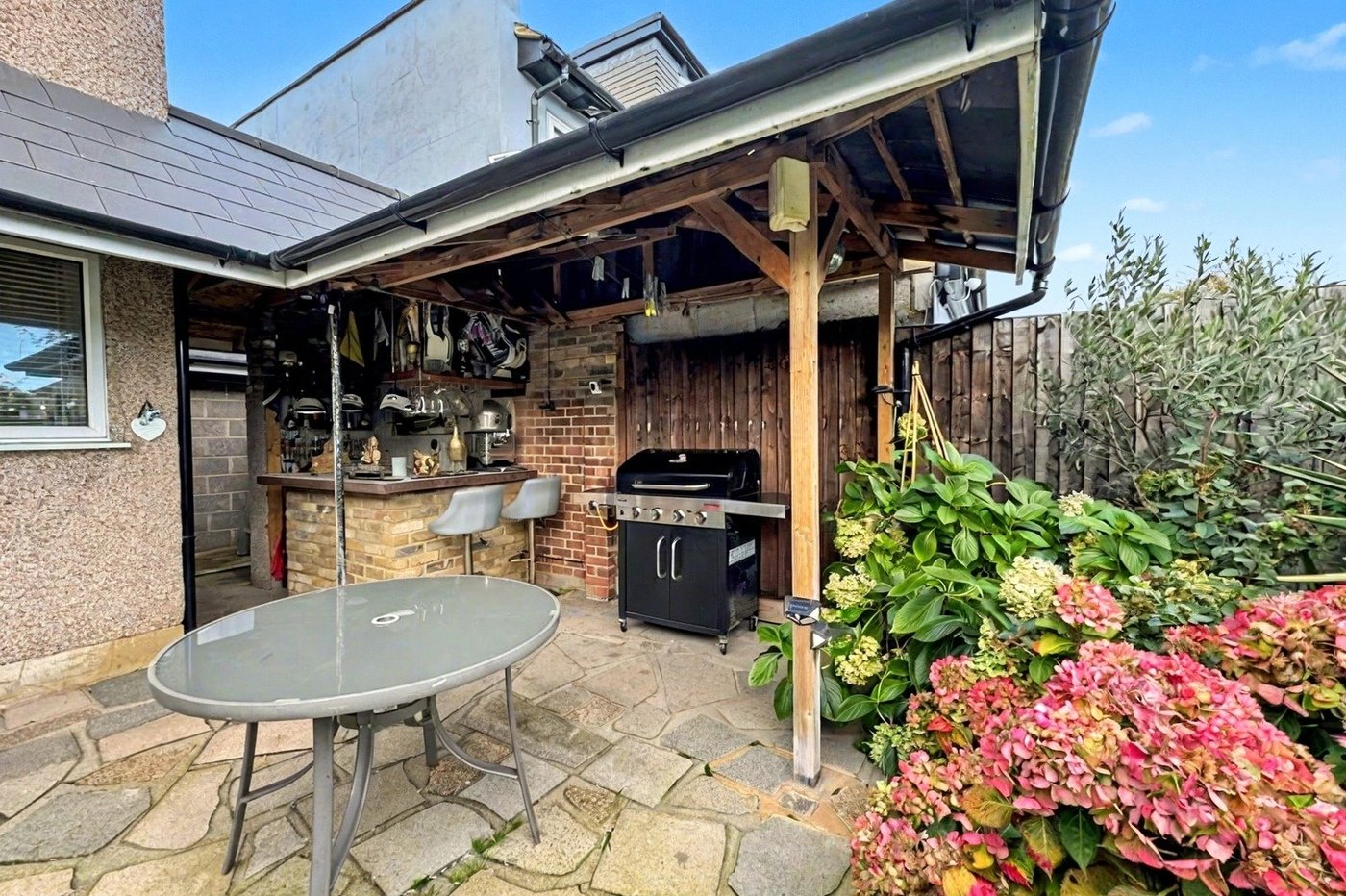 3 bedroom house for sale in South Welling | Robinson Jackson