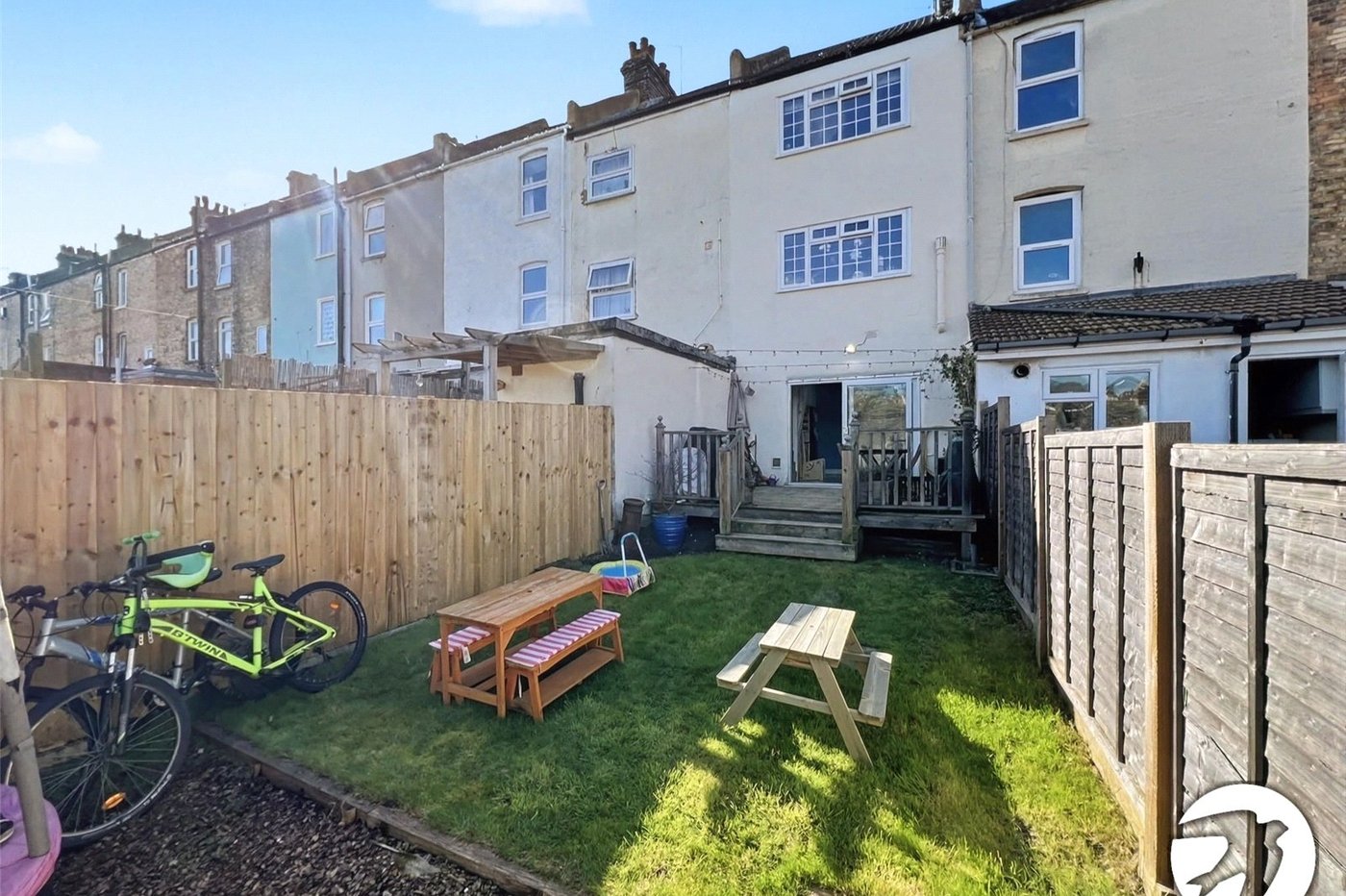 2 bedroom house for sale in Rochester | Robinson Michael & Jackson