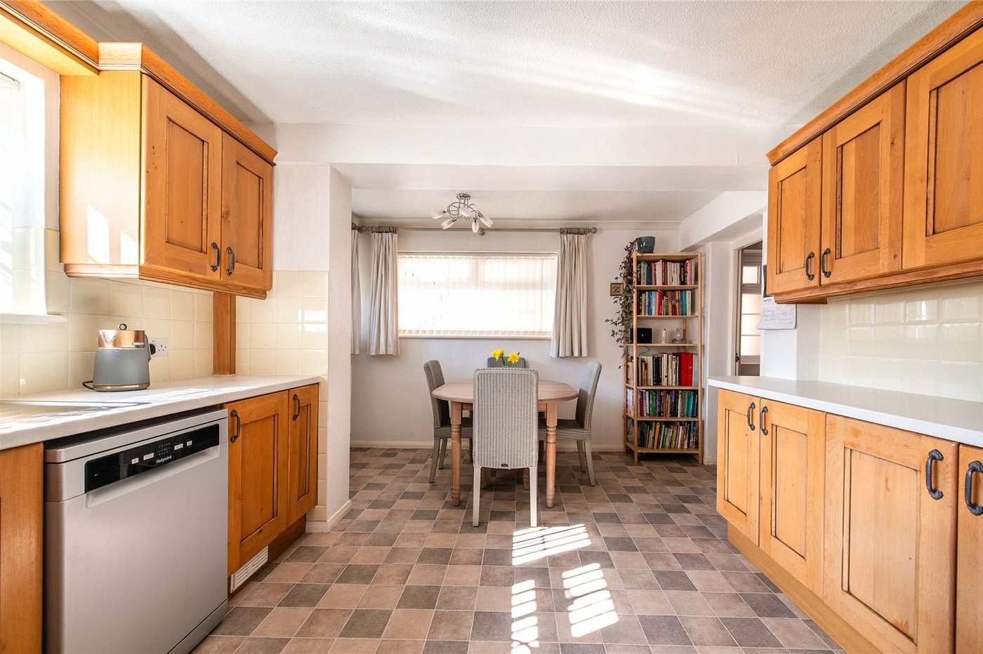 5 bedroom house for sale in Kingswood | Robinson Michael & Jackson