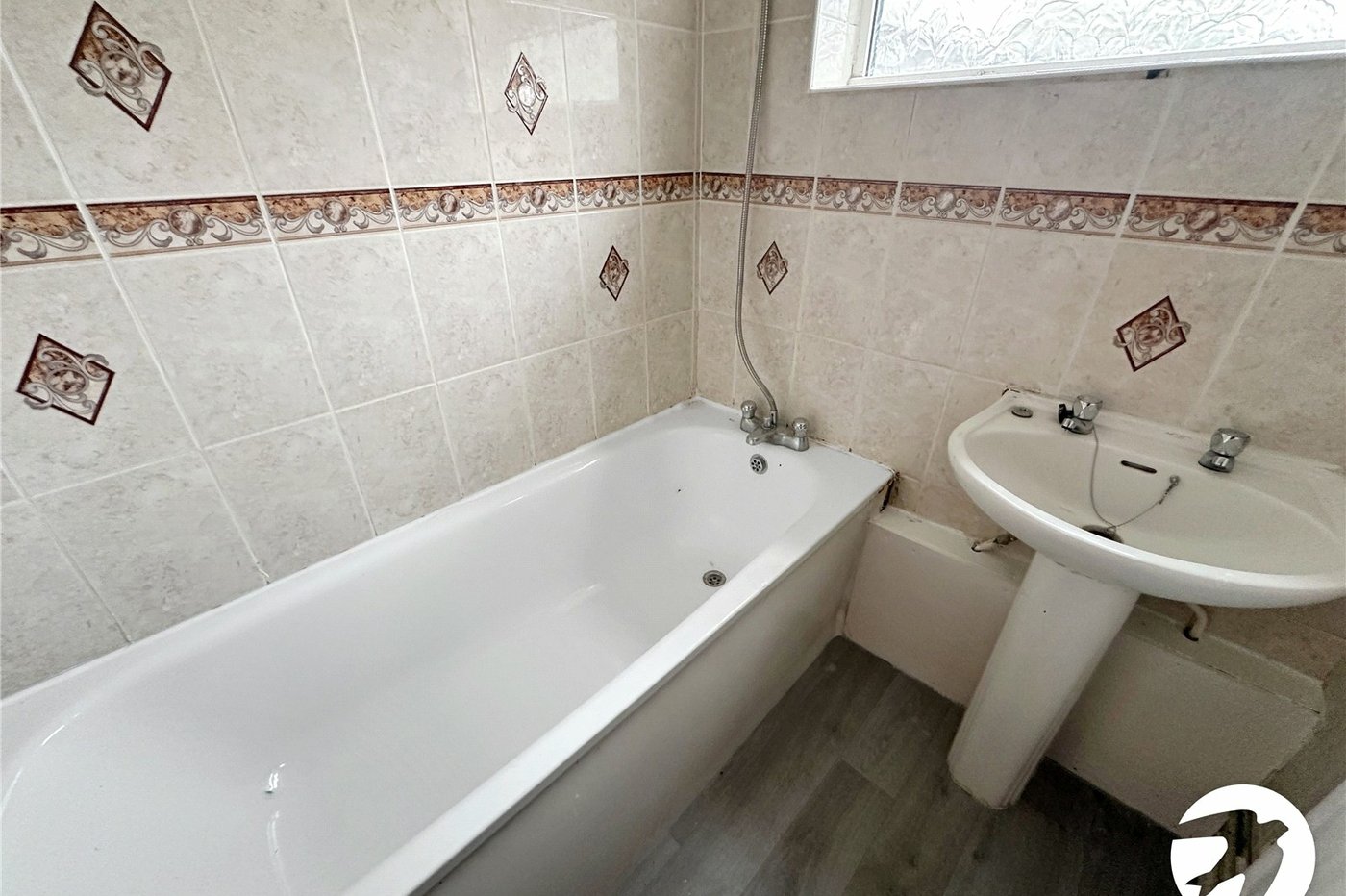 3 bedroom house for sale in Rochester | Robinson Michael & Jackson