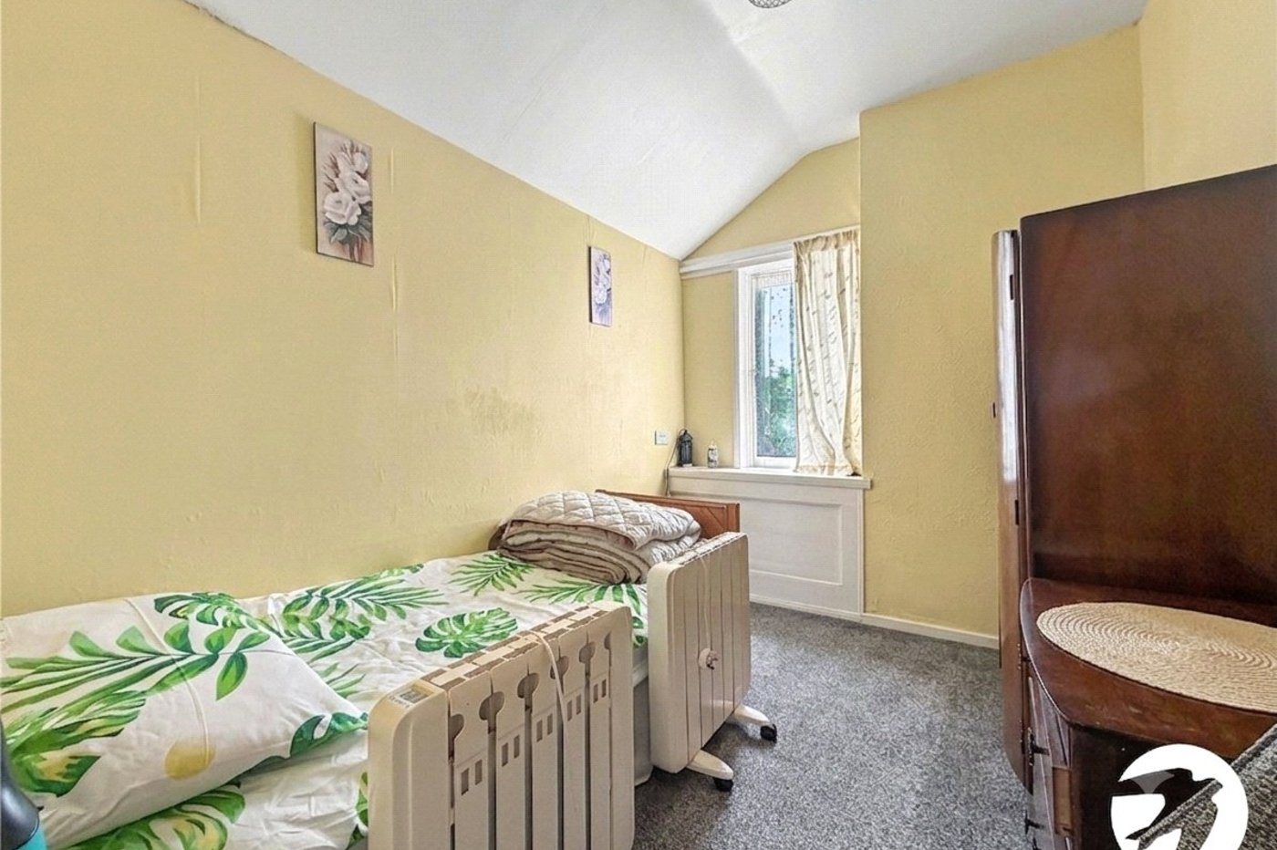 3 bedroom house for sale in Rochester | Robinson Michael & Jackson