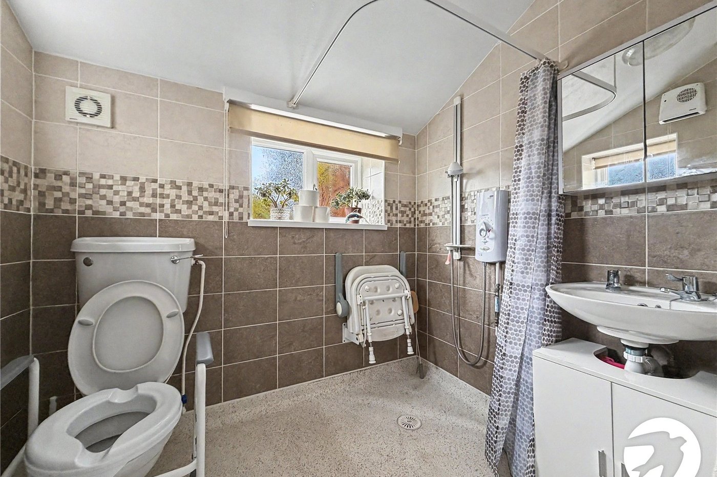 3 bedroom house for sale in Rochester | Robinson Michael & Jackson