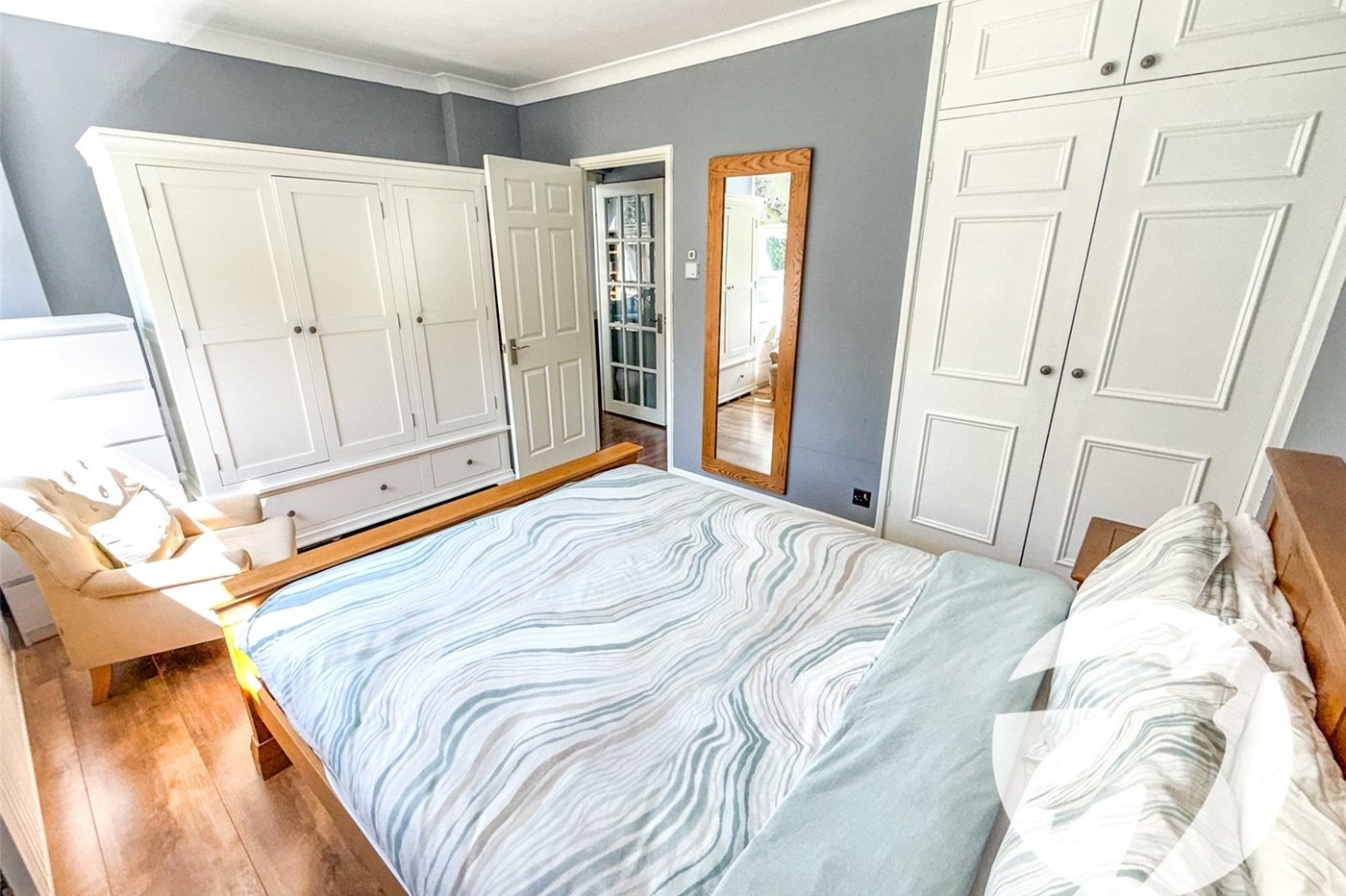 2 bedroom property for sale in Mottingham Lane | Robinson Jackson