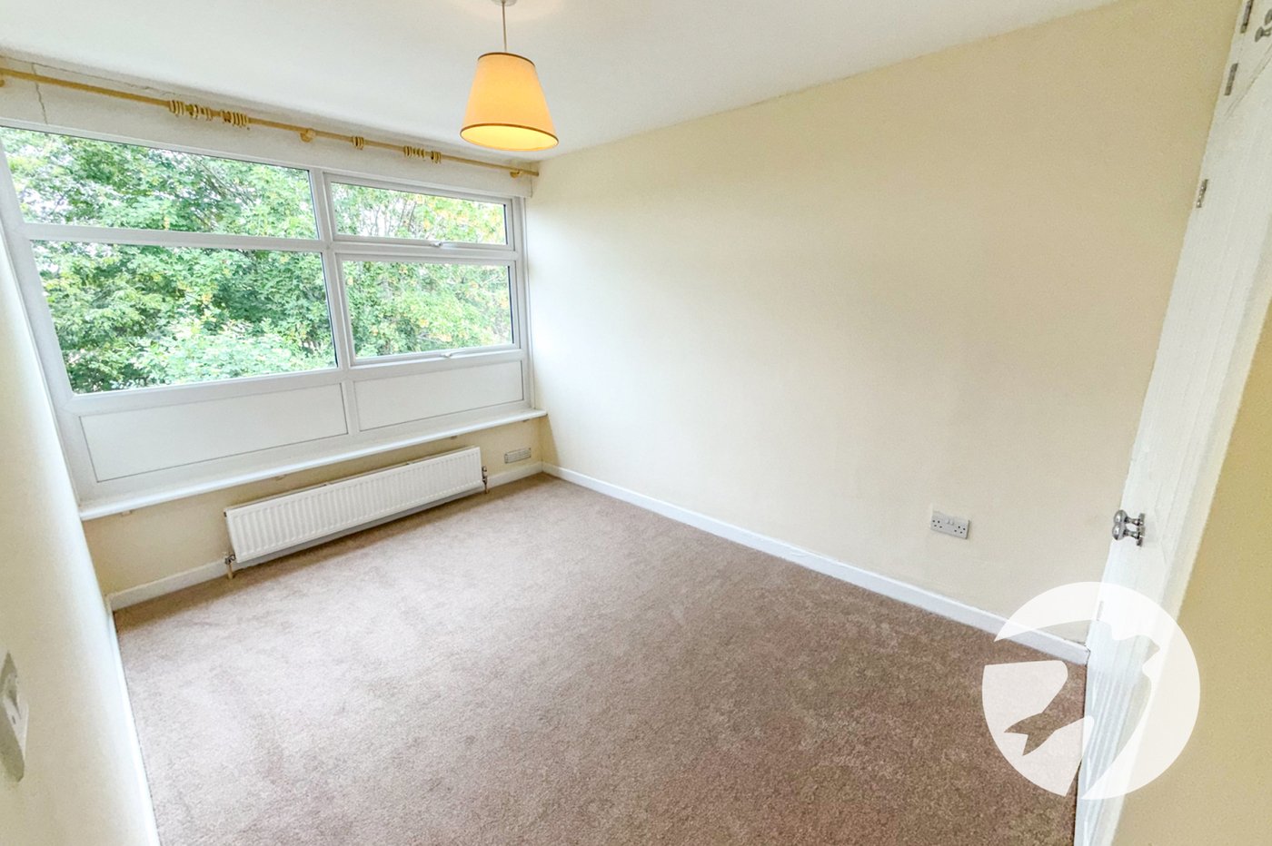 2 bedroom property for sale in Mottingham Lane | Robinson Jackson