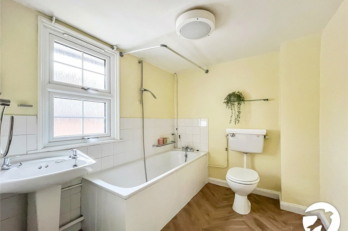 2 bedroom house for sale in Lynsted | Robinson Michael & Jackson