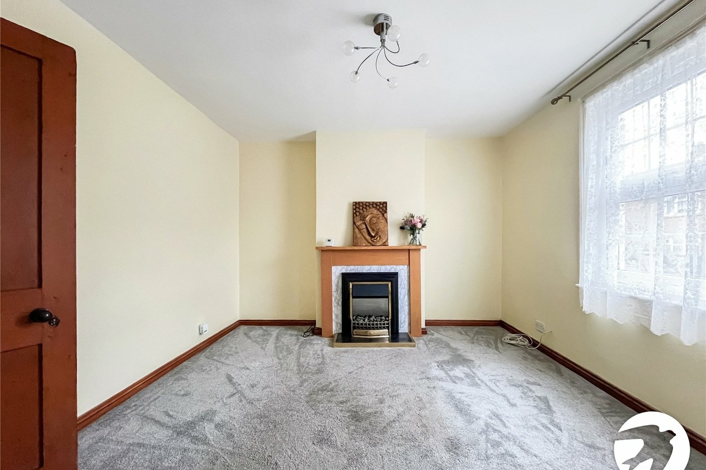 2 bedroom house for sale in Lynsted | Robinson Michael & Jackson