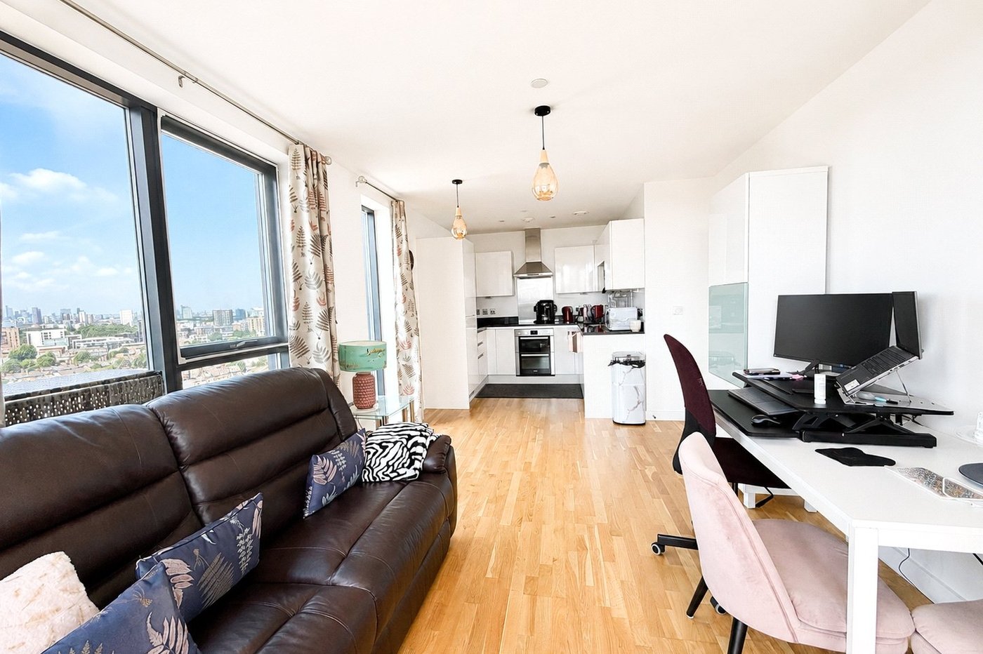 2 bedroom property for sale in Larkwood Avenue | Robinson Jackson