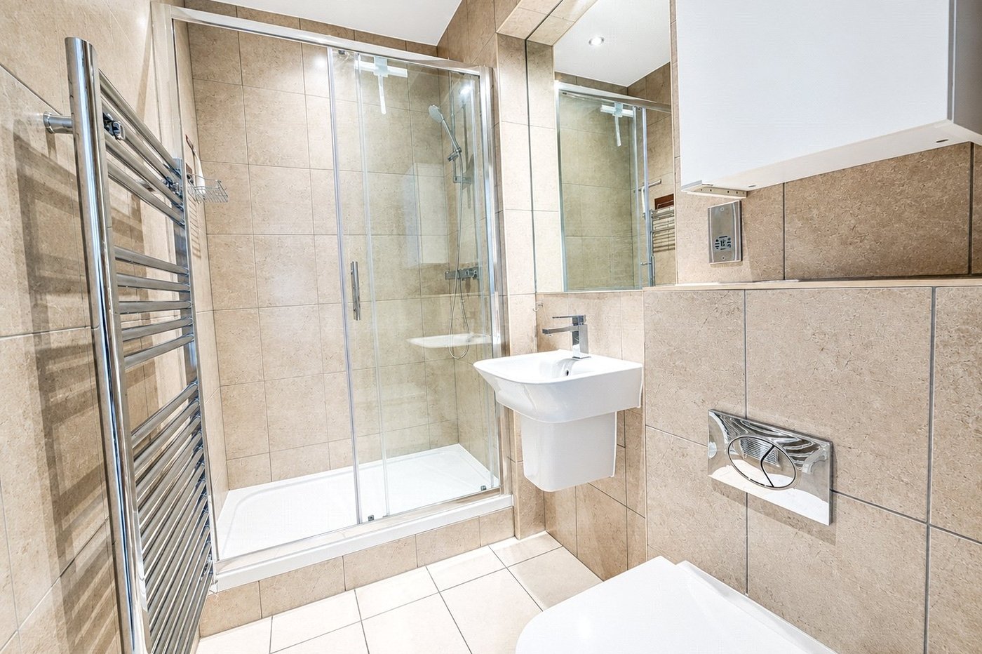 2 bedroom property for sale in Larkwood Avenue | Robinson Jackson