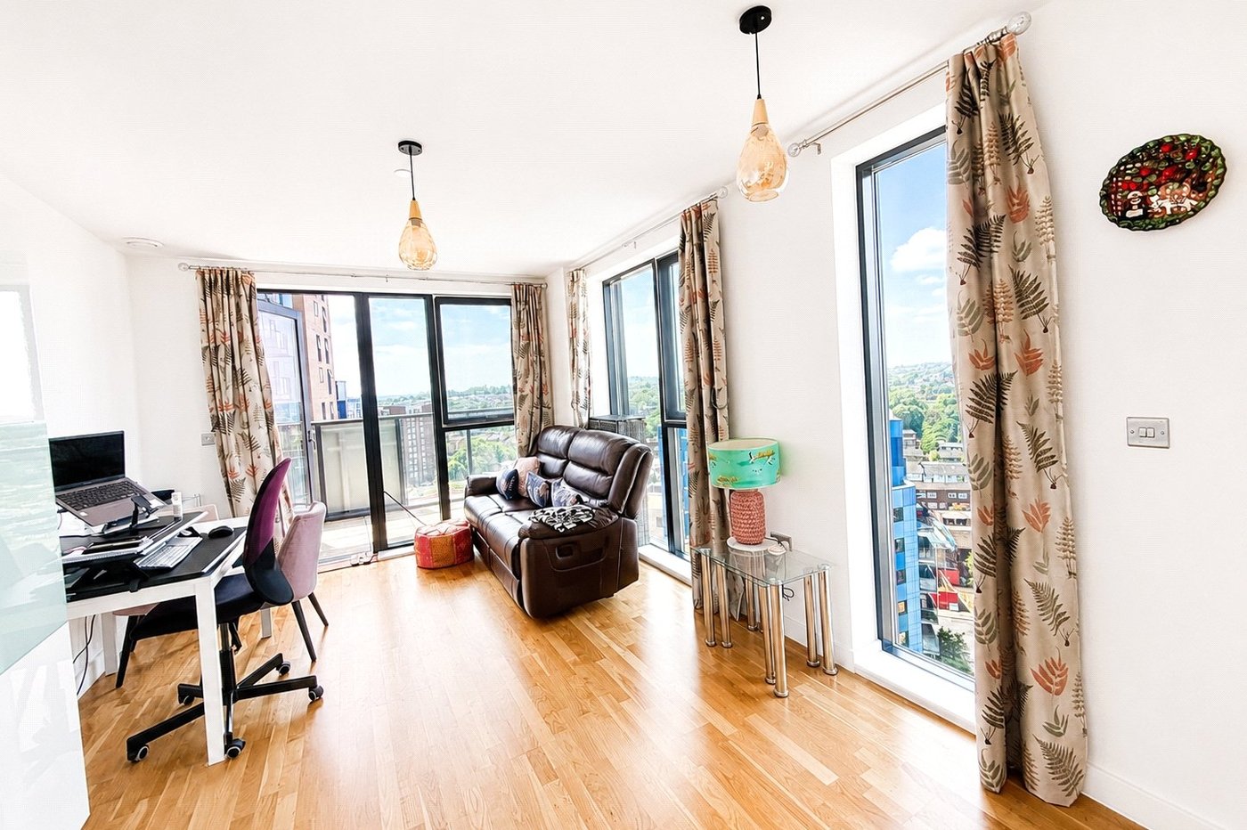 2 bedroom property for sale in Larkwood Avenue | Robinson Jackson
