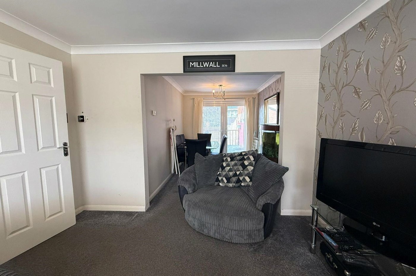 2 bedroom house for sale in Gravesend | Robinson Michael & Jackson