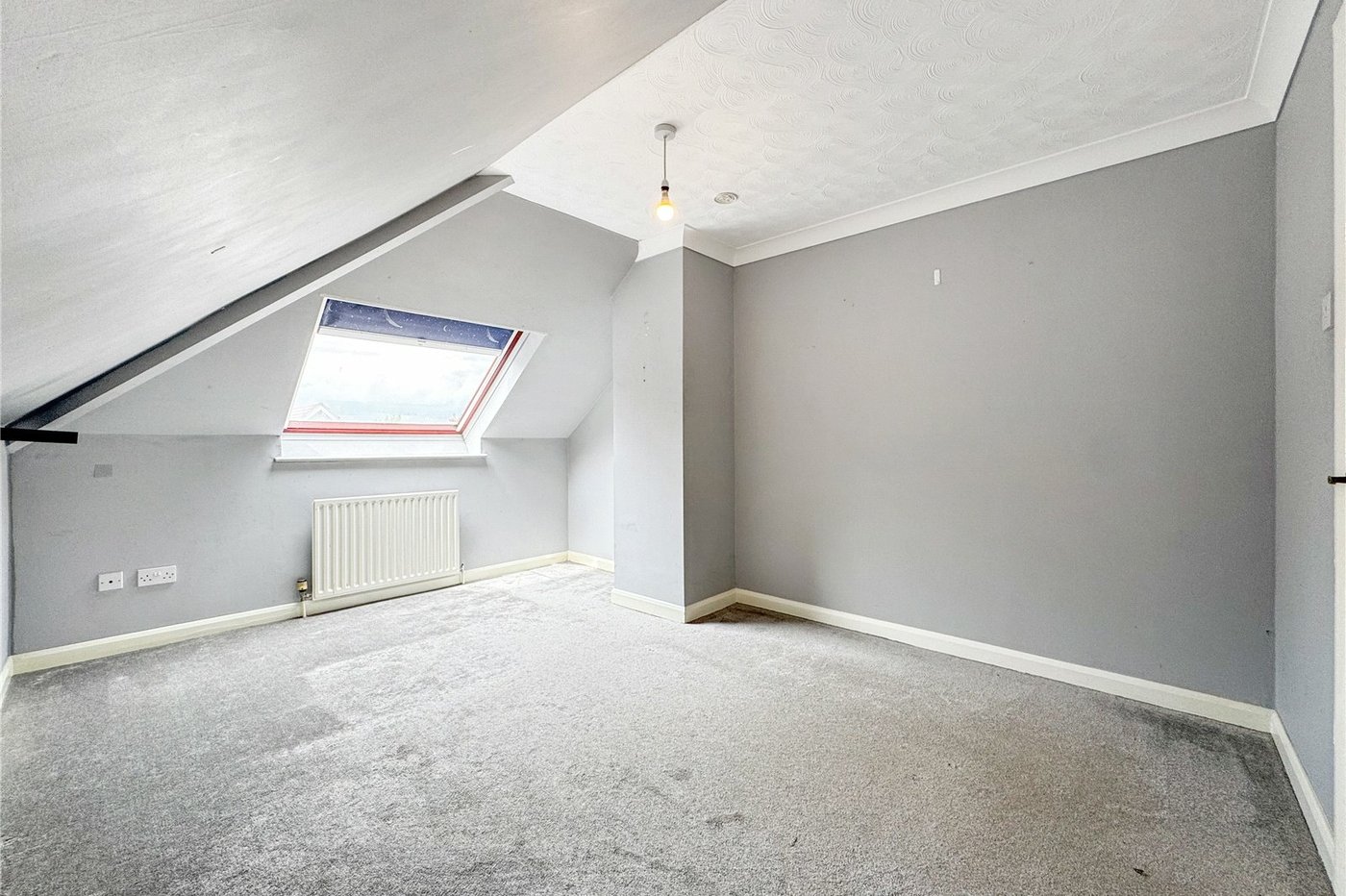 4 bedroom bungalow for sale in Upchurch | Robinson Michael & Jackson