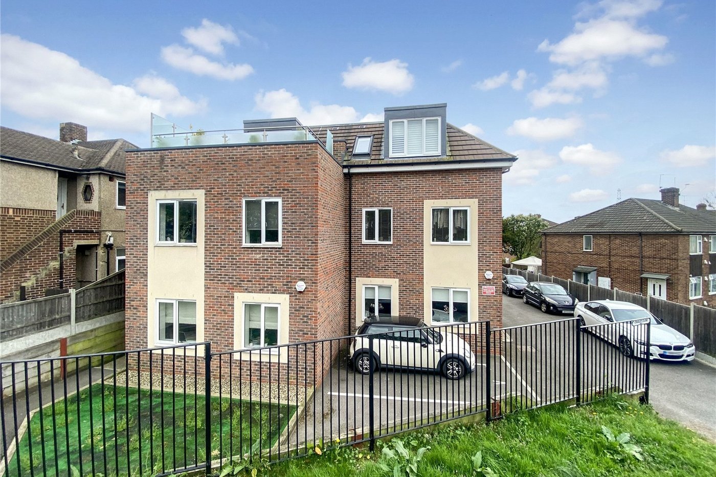 2 bedroom property for sale in Sidcup | Robinson Jackson