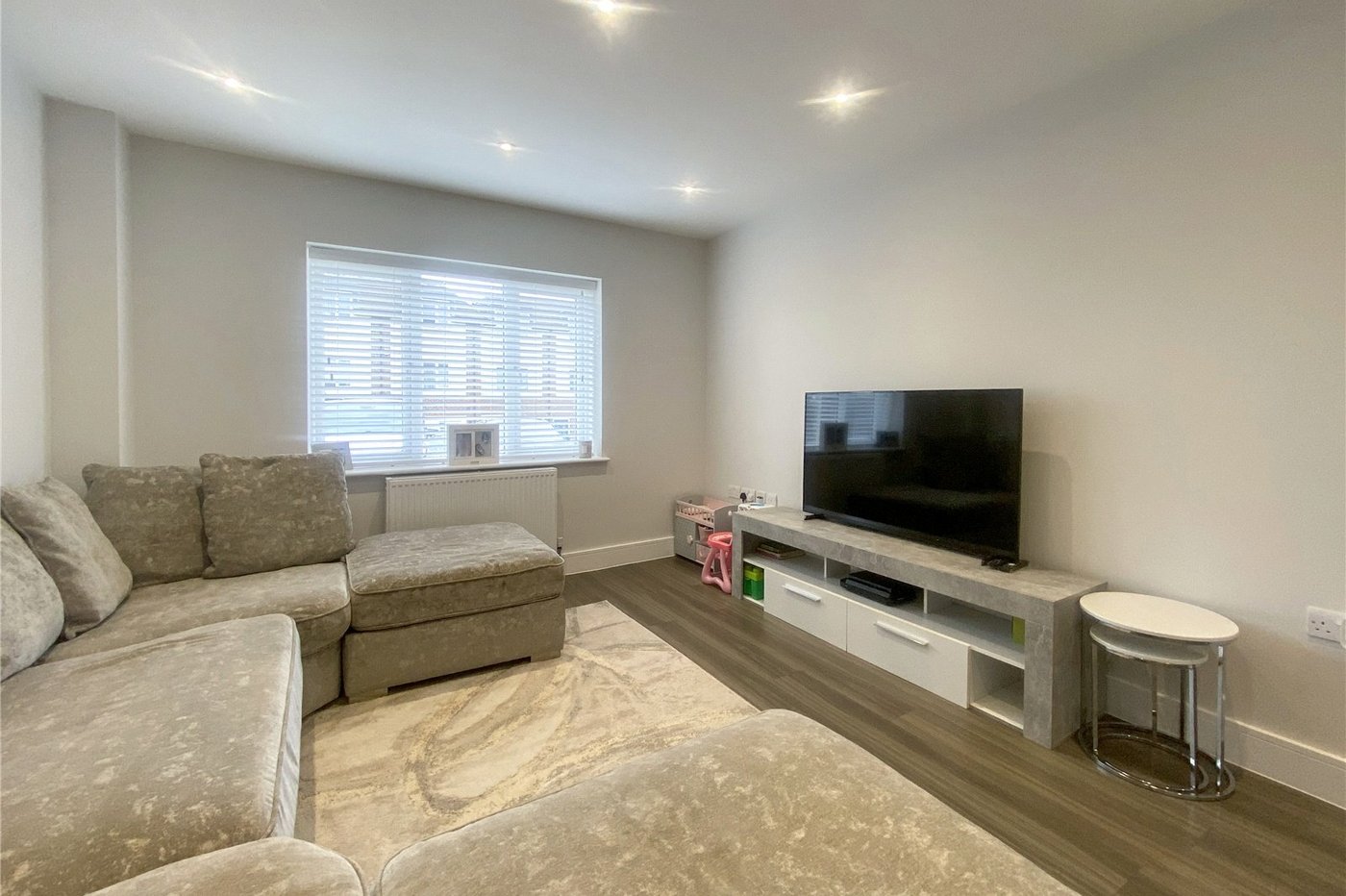 2 bedroom property for sale in Sidcup | Robinson Jackson